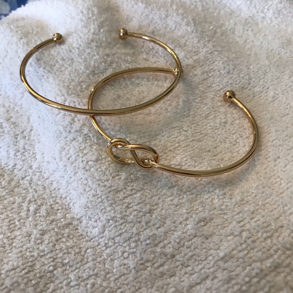 2 Gold Bracelets NWT - Picture 3 of 8